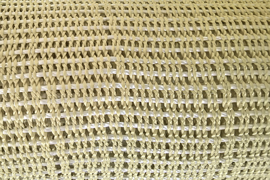 Erittäin luja aramidivahvistettu Mesh Fabric Roll – komposiittiperusmateriaaleille
